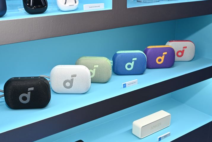 AnkeruSoundcore Select 4 GovBJ[oG[VɖLxŁAʐ^ubNAzCgACgO[AuO[Ap[vCG[AzCgbh̑S6FCAbv܂