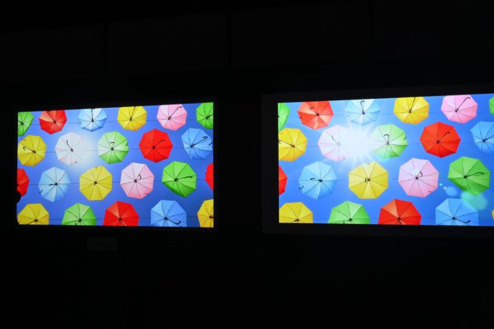 ]iiʐ^jƁuNebula Cosmos 4K SEviʐ^Ej̔rf̗lqBuNebula Cosmos 4K SEvł͑z̋ȌƍČłĂ܂BԐF̕\]@ł͓hĜ悤ȃx^ƂɌ܂AuNebula Cosmos 4K SEvł͌߂l܂Ōɕ\łĂ܂