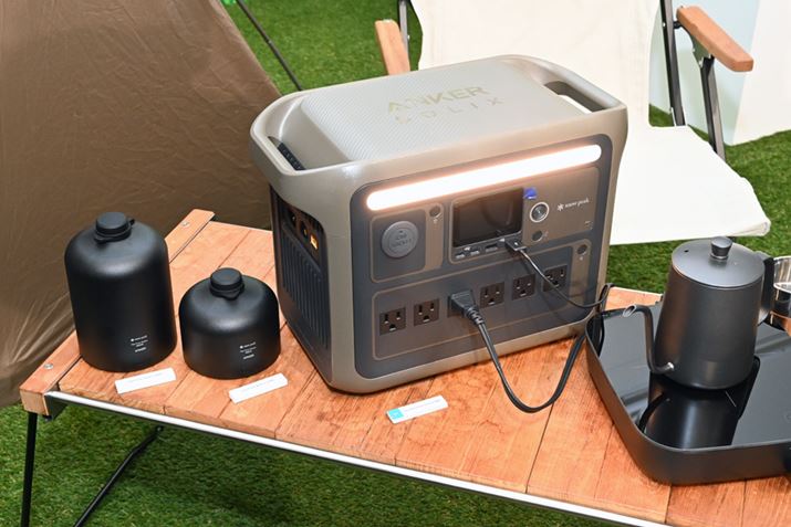 uMKp[Xg[uv`[tɂoCobe[uGiga Power Batteryviʐ^jƁASnow Peak̃SIȃJ[LJ[z|[^uduPortable Power Station 1000vBAnkerXgẢi21,780~`139,900~iōj