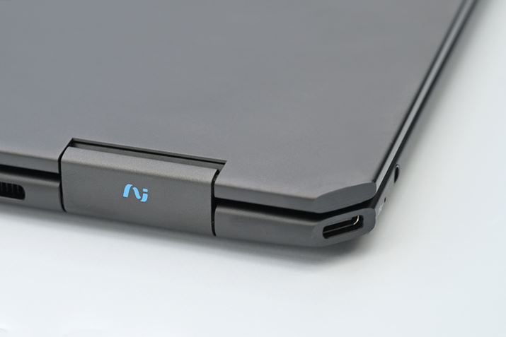 uJbgGbWvfUC̗pBuJbgGbWvɂUSB Type-C[qThunderbolt 4[qĂBqW̐}[ŃA\AIfoCXɕtuHP AI HelixSv