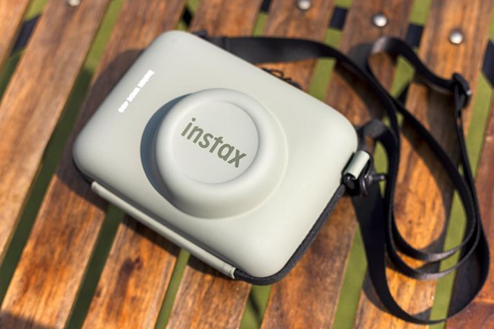 ʔɂȂ܂Ap̃JP[XBRRĂĂ킢炵łBV_[Xgbvt܂