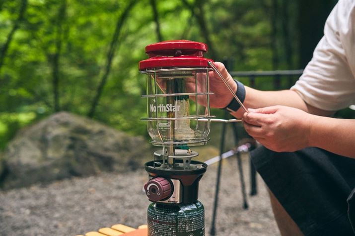 Ẵ}g͔ɂ낭ȂĂ̂ŁAGȂ悤ɂƃO[u߂܂傤