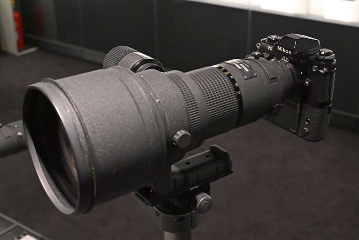 uNikon F3vƁgjbph̒]YuAI NIKKOR 400mm f/2.8S IF EDv̑gݍ킹Ƃł