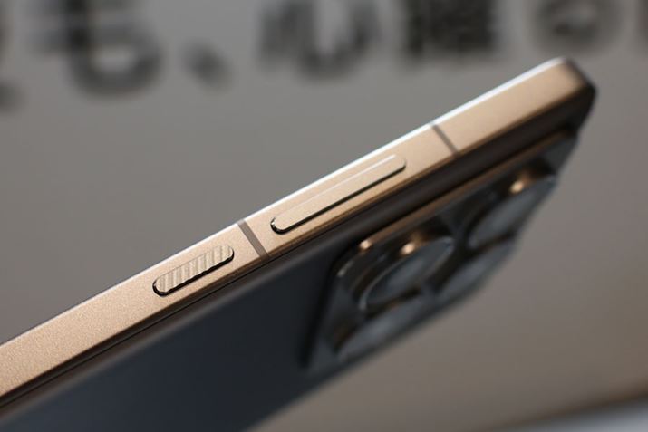 {fB̎͗ǍDBnCGhŕK{̗pVXeeʂ̃obe[𓋍ڂ8.4mmɗ}Ă