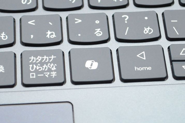 uJ^Ji Ђ炪 [}vL[̉Eɂ́AuCopilotvL[pӂĂ܂B̃{^ЂƂŁAWindowsWAI@\fĂяo܂