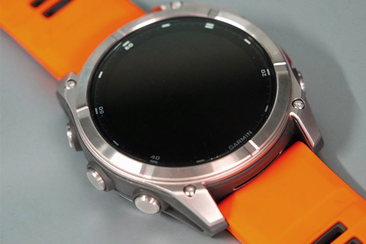 Yɍ̗pꂽuSapphireNX^v́Aϋv̍ɉāA^b`X[Y