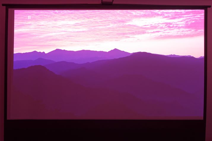 uN1S Ultra 4KvF邳^7A摜[h^f