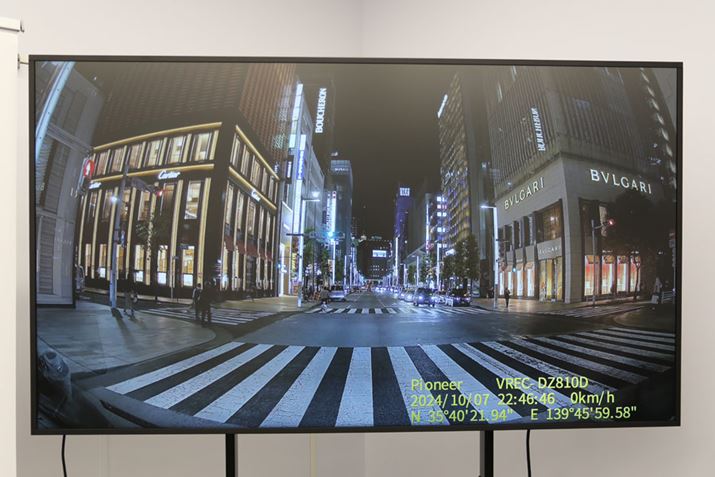 uVREC-DZ810DvŖ̋L^fʂŊmFĂ݂Aו܂Ŗ邭ƋL^Ă