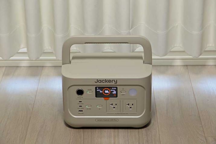 {̐Fx[Wɋ߂߁AJ[ẽAC{[t[O̒FƂ悢B{̃TCY͖30ij×21.9isj×19.7ijcmŁAdʂ͖7.3kgB܂ݎ̃nh͂߂΁AȂ^ׂ