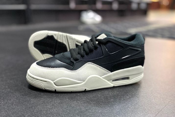 iCLuGA W[_ 4 RMviiԁFFQ7939-001jBu~^Xj[J[Yvł̔̔íA22,550~iōj