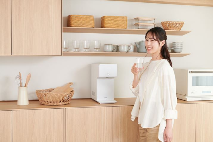 lC̏򐅌^͂svAzŎgłiʐ^̓EH[^[X^h̐^EH[^[T[o[uimV[YEACRvj