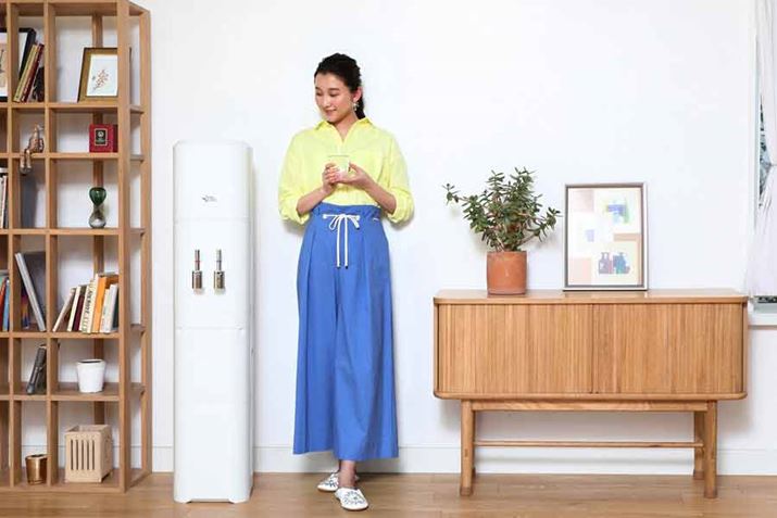 ECX_CILVȂǂ̗LQBL[u^`[tɂƂAɂȂ݂₷fUC̃EH[^[T[o[