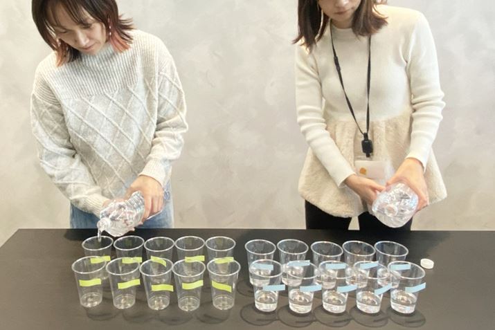 ���ݔ�ׂ邨����������