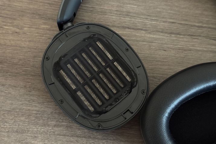 ƎJ̕ʎE^hCo[uEqualMassv𓋍