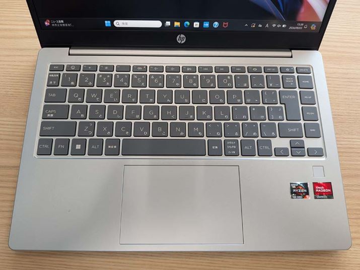 L[{[hƃ^b`pbhBL[{[h́AEnterL[̉EɈzuĂ̂_