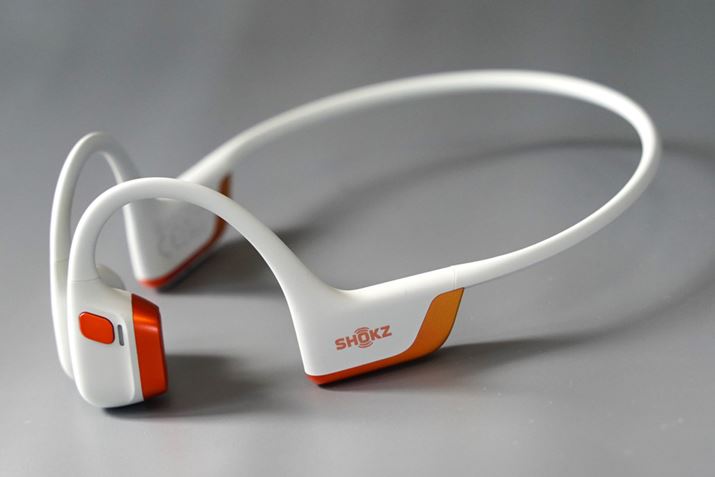 ʐ^̃J[́A}\EL^ێ҂́uLv`QER{fv