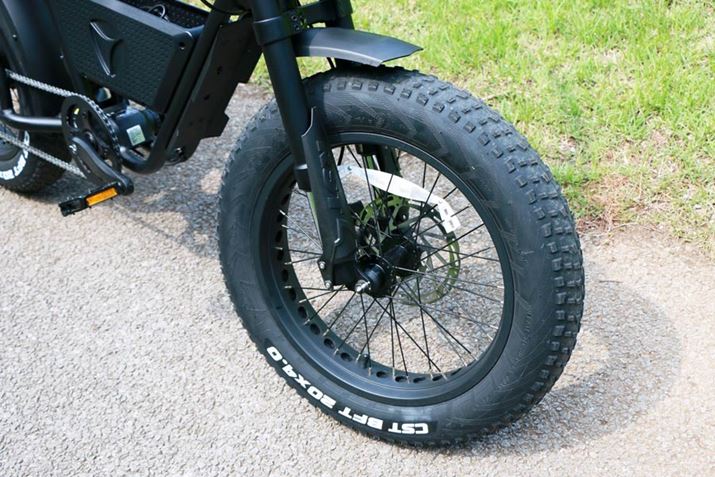 ^C͑OƂ20×4C`ŁA߂̃ubN^C̗pB|^CṽtgTXyVĂ