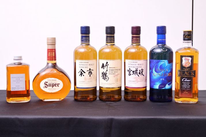 ʐ^̖ł́A[́ut U ovuX[p[jbJvƁAujbJ ZbVvv~ABuVOg]svȂǒ3{vXe[WAE[́uubNjbJ NAvX^_[hGRm~[ɕނ܂