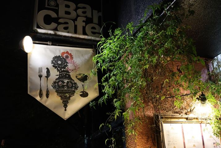 EOS R8ARF24-50mm F4.5-6.3 IS STMA50mmAV[CeWFgI[gAF6.3A1/125bAISO8000