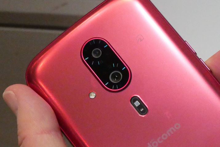 u炭炭X}[gtH F-53EṽJ͖5030f̃C[WZT[̗pBŋ߂̃~hNX̃X}[gtHƂĂ͈ʓIȐ\