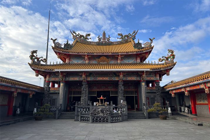 炪ŉʓɕ\Ăʐ^i摜jłB摜ƔׂASUSuZenbook S 14v̉ʂł́Aɒ[ȐF̋ȂAoĂ܂B_̊KȂǂȂ@ׂŁA摜𒉎ɍČłĂ邱Ƃ킩܂