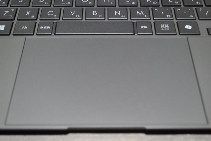 ^b`pbh͎ŵׂ悭Ay^b`ł蔽Ă܂B[㉺ɃXCh邱ƂŉʂAE[ȂPx𒲐߂ł܂B܂A[EɃXCh邱Ƃœ̍Đʒu߂Ai߂\BƂȂg₷ł