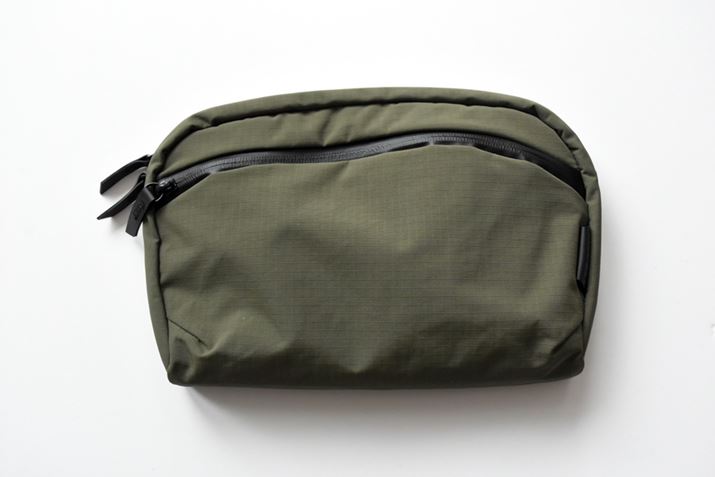 XgbvO΃|[`ƂĂg܂BKWFbgނ܂Ƃ߂ăobOCobOƂĊp̂ł傤