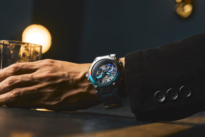 AƖ̈ÂÂȃo[ŁBWPbg`C{[J[̃x[ۂ͋Co