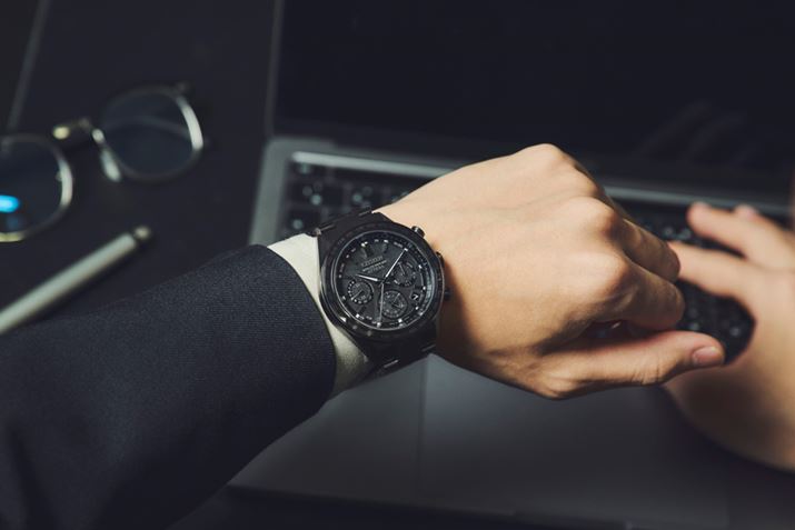 GȃNmOtAƃObƈ܂ۂɁBxgŎdグƁAVbNȕ͋C