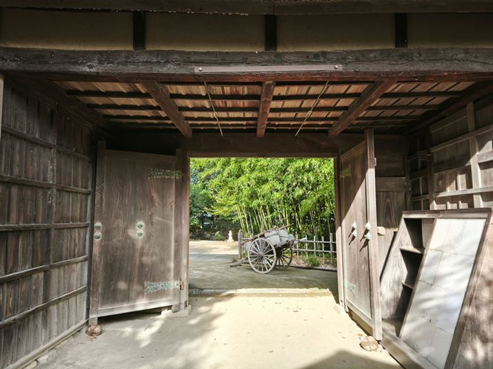 CJɂ1{i35mmZŏœ_23mmj