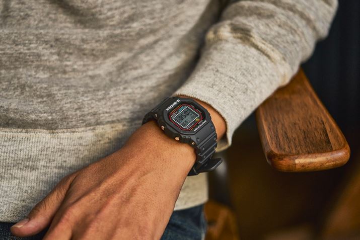 x[VbNȃO[̃XEFbgVcƂ̃X^COBS̔ƃ_C̐ԁAA肰ȂANZg