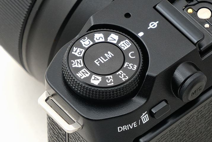 J㕔ɐ݂ꂽutBV~[V_Cv