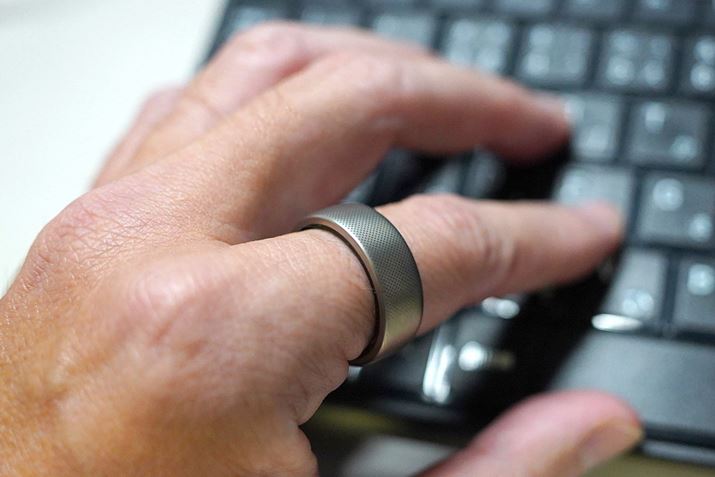 Zepp HealthuAmazfit Helio RingvATCg̔i49,900~iōjA2024N1010