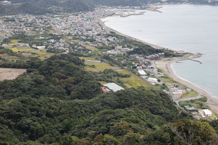 EOS R5 Mark IIARF24-70mm F2.8 L IS USMA70mmAF2.8A1/400bAISO100AzCgoXFI[gAsN`[X^CFX^_[hBeʐ^i8192×5464A28.2MBj