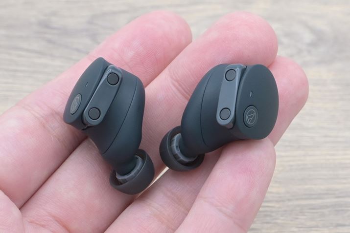 {̂̉ɔzuꂽ}OlbgmōẼCzڒł