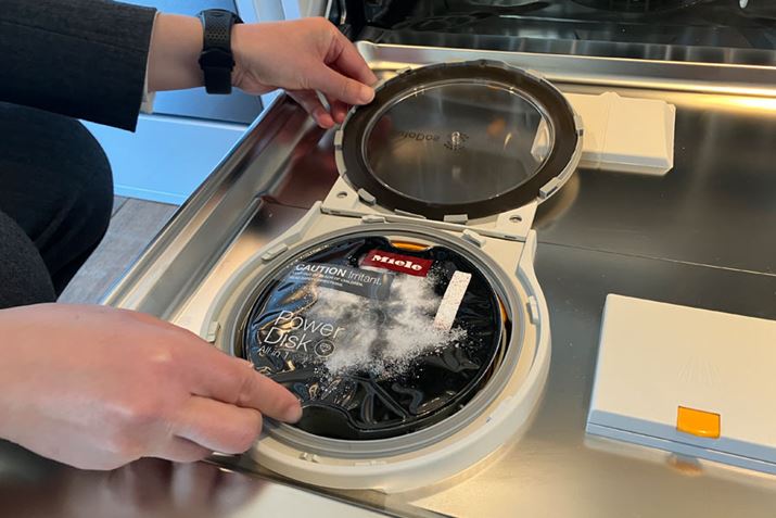 p܁uPowerDiskv́Aő20̐򂪉\B܂̓pE_[^CvŁÂ߂̊_fቷł\𔭊ʂȍyf܂ł邻