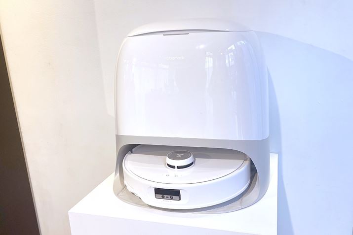 ƂłȂg|́hnCGh{bg|@uRoborock Qrevo CurvvB{̃TCY352ij×347isj×103ijmmŁAu4WayShbNQ3ṽTCY450ij×450isj×450ijmm