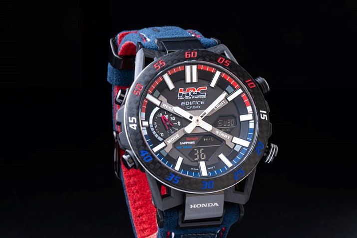 [XJ[̌vނv킹C_C̓ڂŁAtFCX͂܂ŃCpl̂悤łI