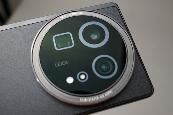 CJďC̃J𓋍ځBƓ̃oXŊeJZT[ALEDtbVzuĂAfUČƂȂĂ