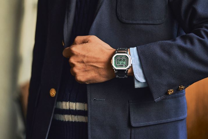 Z̃uU[̘rɁAXeXX`[̃^bNVo[ƃ_C̃O[fBNVbNȊp^tH䂦ɁAu͋̕C𑹂ȂƂȂ