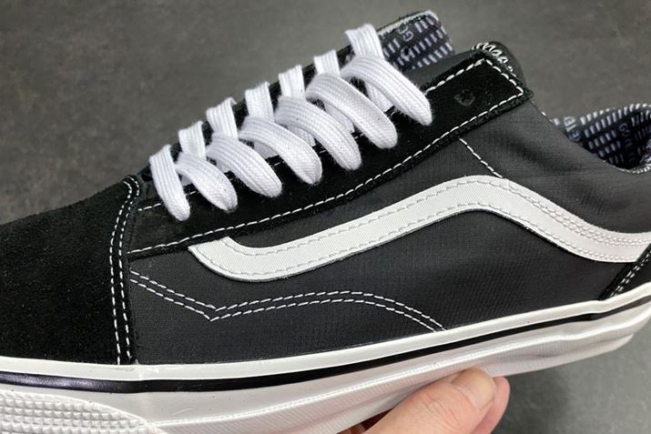 XG[hGORE-TEXfނ̃RrAbp[̗p