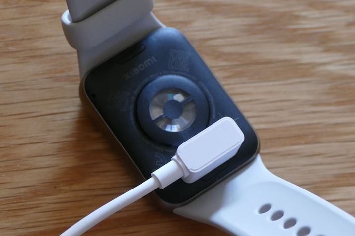 [d́AP[Xʂɏ[d[qAp̏[dP[u͂ŌŒ肵Ďgdg