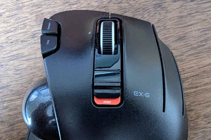 ̃zC[͑O㍶EɓAlwɂy[W^߂{^֗BwNbNł邪A܂ɁA܂ŎgȂĂȂ