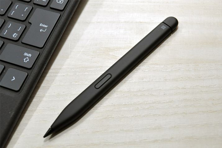 ʔłuSurfaceX yv̊x͔ɗDGłByƔ݂A`悪Ȃxꂽ肵܂Aȏʂ͈؂܂ł