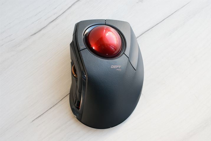 NAw߂ŃLbƋP{[̑݊uDEFT PROv