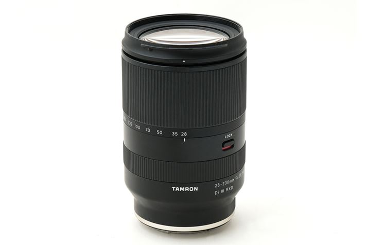 XebsO[^[̗p^́u28-200mm F/2.8-5.6 Di III RXDvBÝuRXDvXebsO[^[̗pӖĂ܂