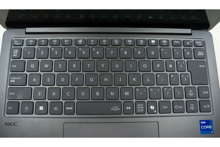 EɁuCopilotvL[𓋍ڂĂ܂