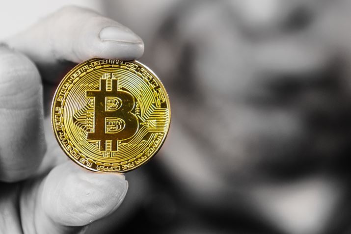 ETFŃrbgRCɓł悤ɂȂA傫Șb