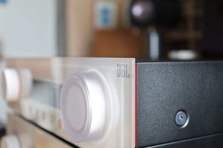 tgpl̓zCgŁAɃC[WJ[̃IWFƂĂĂ