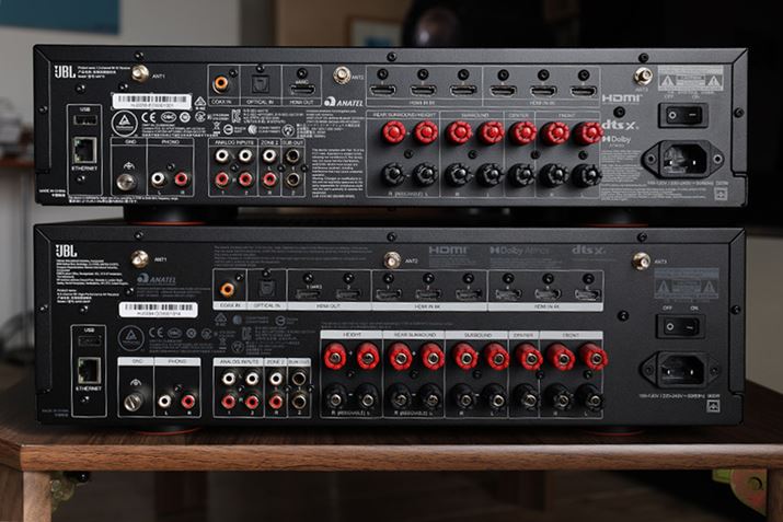 {\͎Ă邪AHDMIo͂̐ȂǂɈႢB΂傫ȈႢ̓Av̐B́uMA710v7`lŁÁuMA9100HPv9`l